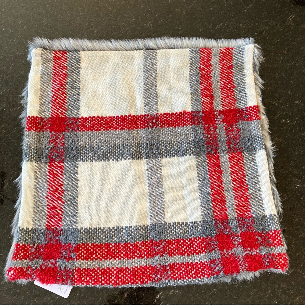 New Pottery Barn Graham Plaid Faux Fur Back Pillow Cover, Grey White Red Plaid - Picture 9 of 16